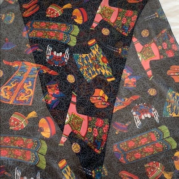 Vintage Chinese clothing design black rayon scarf - Picture 4 of 10